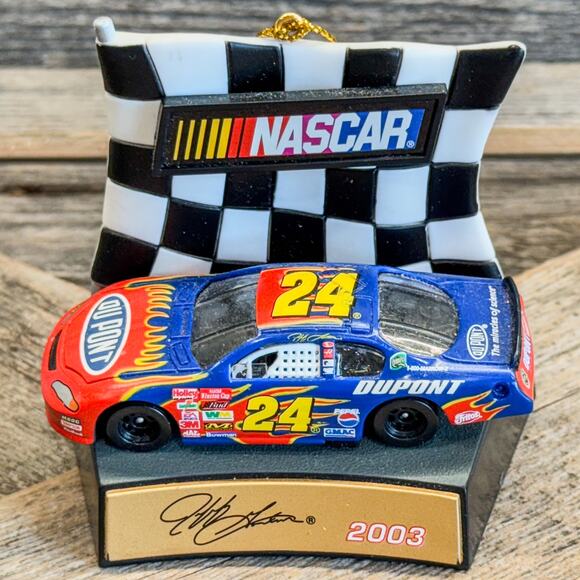 Pair-Vintage NASCAR Winner's Circle Ornaments-2003 Jeff Gordon & 2002 Ricky Rudd - Picture 8 of 11